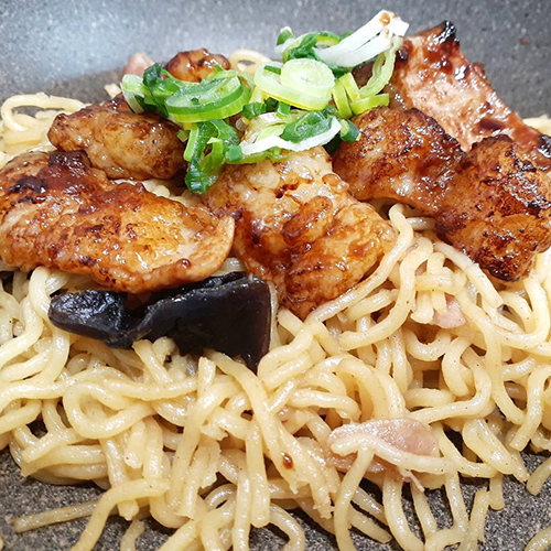 大阪ホルモン焼きそば